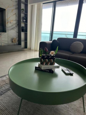 Des appartements Duplex à la Médina au 6 ieme étage avec ascenseur et aux Almadies au Point E